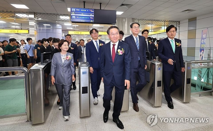 검단~서울역 38분만... 인천1호선 검단연장선 개통